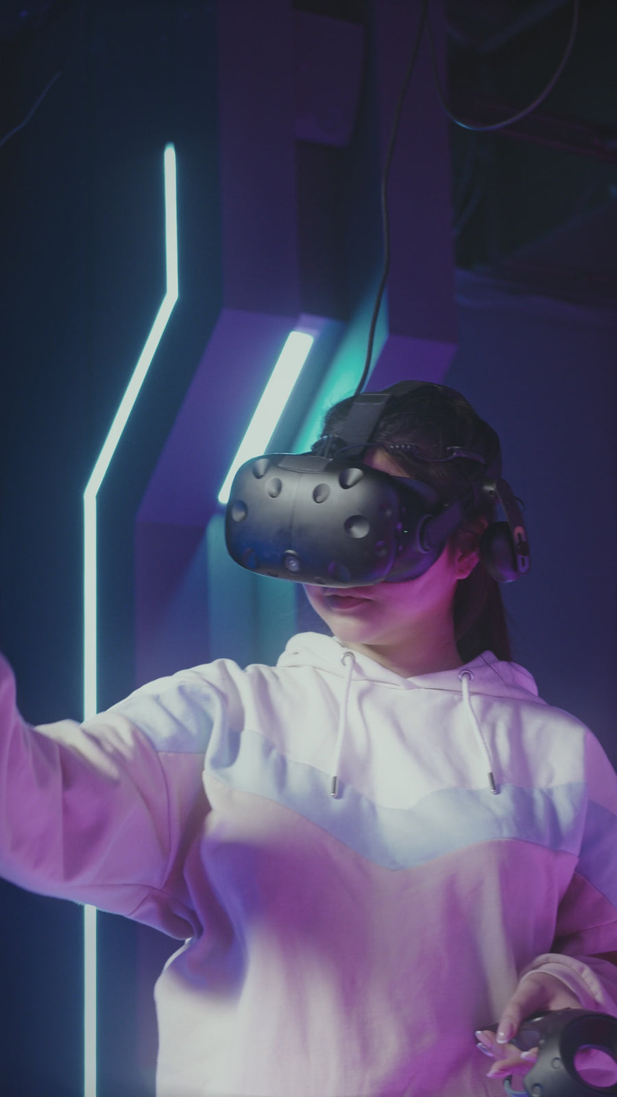 Load video: Technology That Moves With You